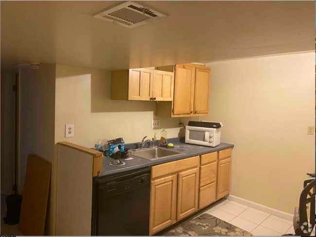 Building Photo - 5927 Holland Rd Rental