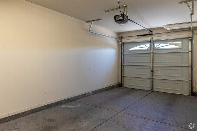 2 BD, 2 BA - 1524 SF