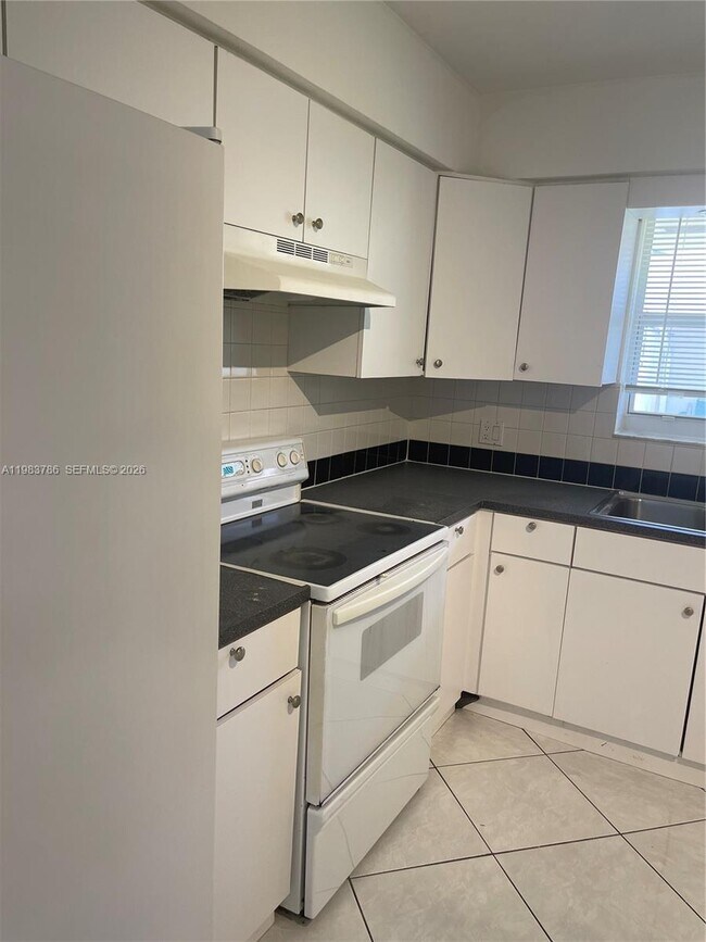 Photo - 1820 N 17th Ave Unit 1