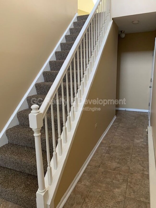 Photo - 632 Chelsea Ct