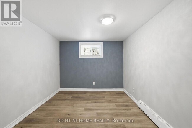 Photo - 708 Carnegie Ave