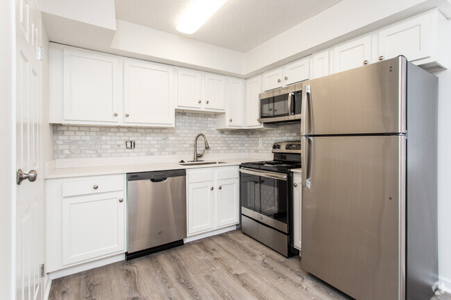 Interior Photo - Sawbury Commons Rental