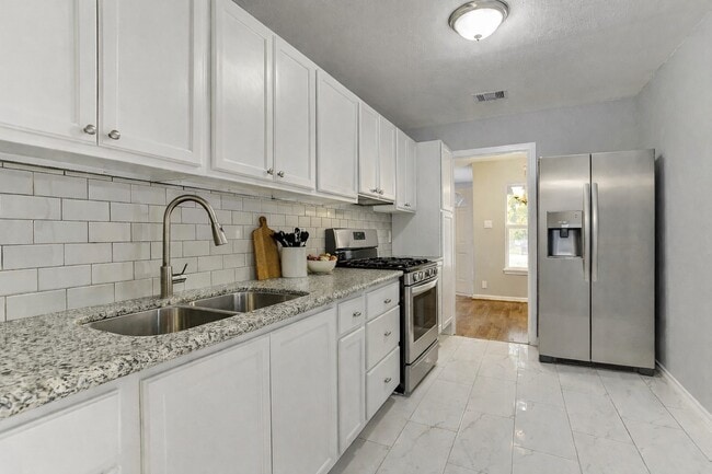 Photo - 4821 Brinkley St