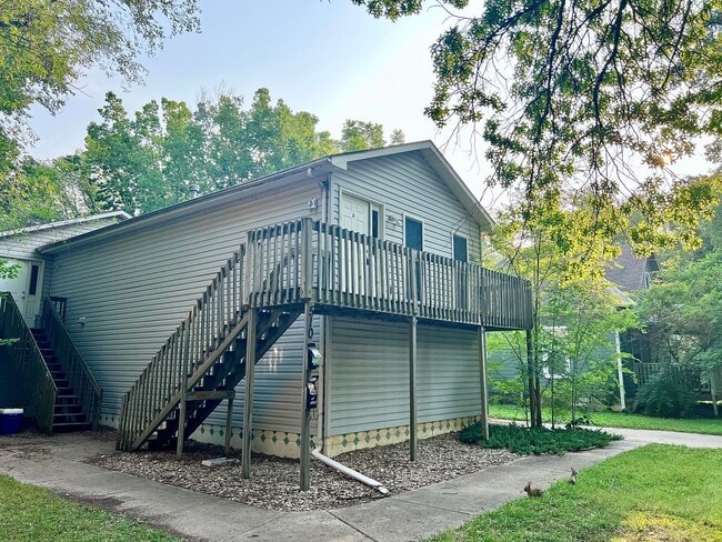 Building Photo - 510 Kearney St Unit A
