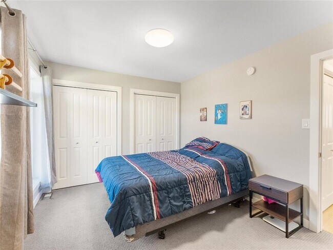 Photo - 340 John Angus Dr