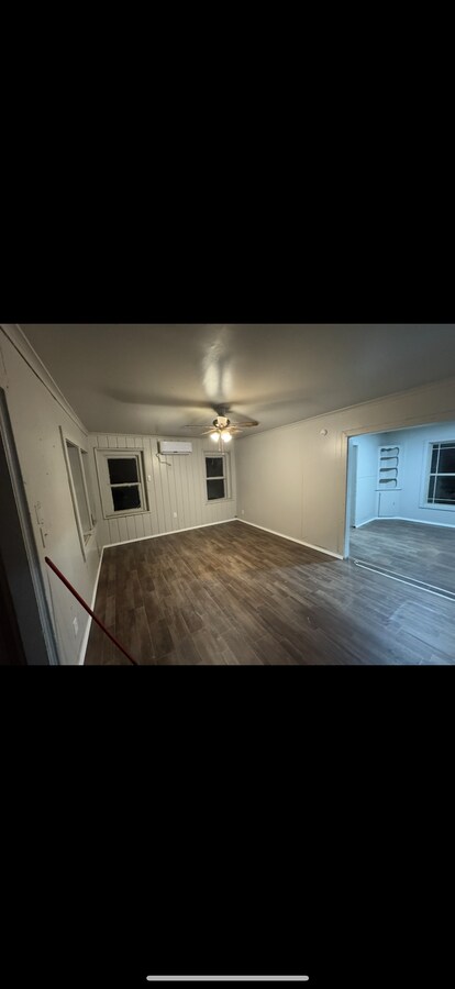 Photo - 2622 Court St