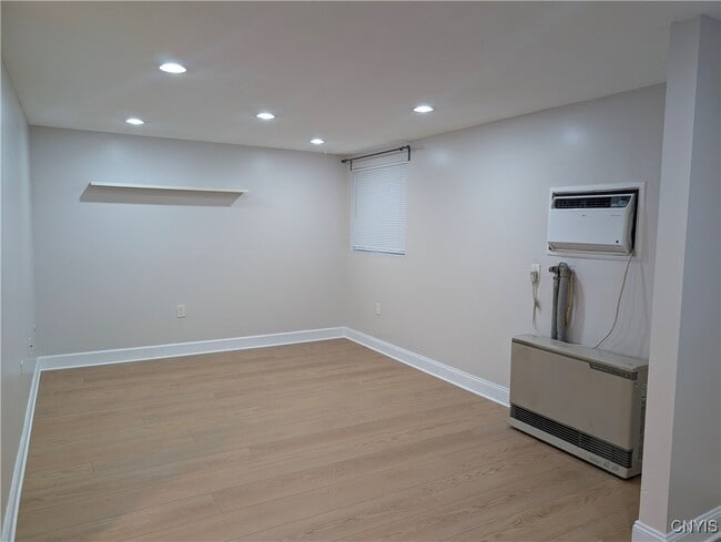 Photo - 273 Watertree Dr