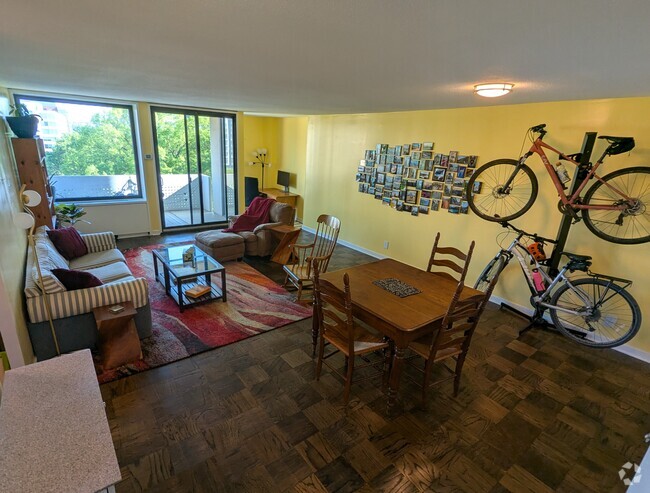 Building Photo - 1245 4th St SW Unit Apt E604