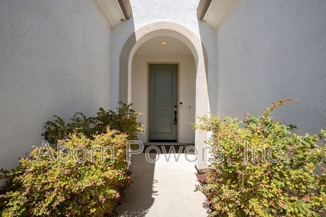 Photo - 7048 Greenford Way