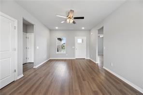 Photo - 311 Grove Ln