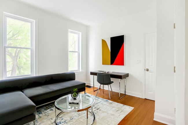 Building Photo - 203 17th St Unit 15