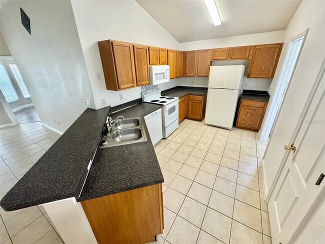 Photo - 3103 Rawcliffe Rd