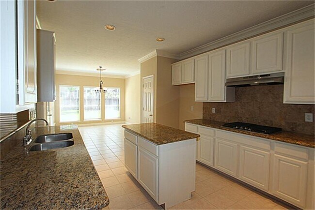 Photo - 22003 Rockchester Dr