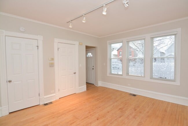 Photo - 2528 W Charleston St Unit 1