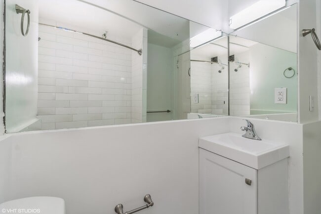 Photo - 16 Symphony Rd