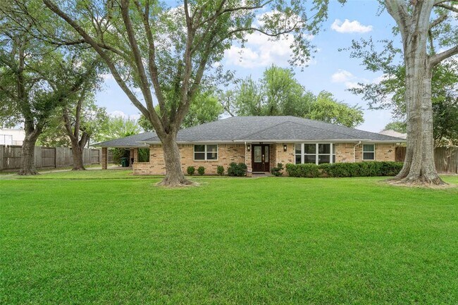 Photo - 14702 Westway Ln House