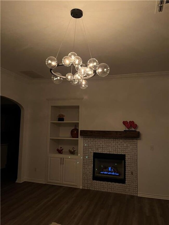 Photo - Absolutely Adorable, 2 bed, 2 bath, 2 car + study