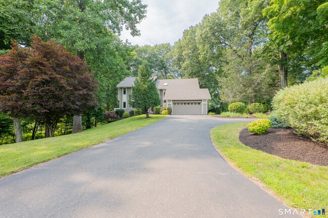 Photo - 32 Horseshoe Ridge Rd