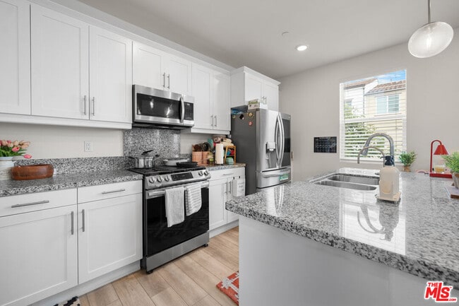 Photo - 12035 Sproul St