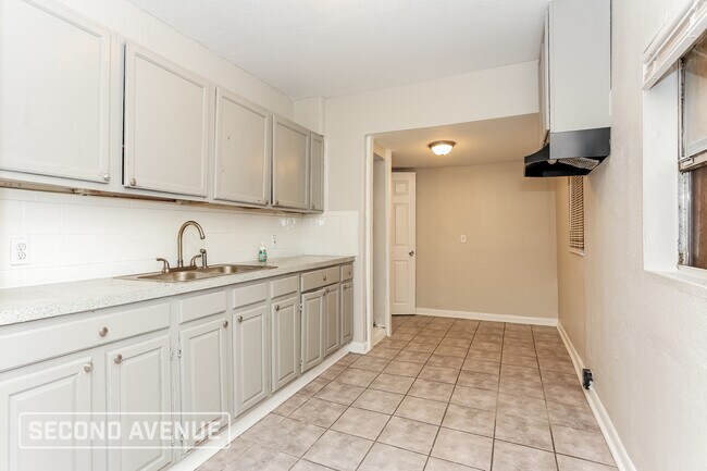 Photo - 3325 Columbus Ave