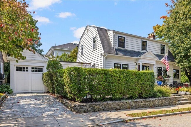 41 Hunter Ave