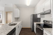 1 Bed 1 Bath Deluxe (2) - 913 Sq Ft