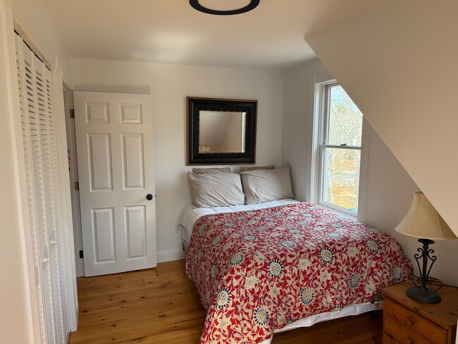 Photo - 85 Hokum Rock Rd