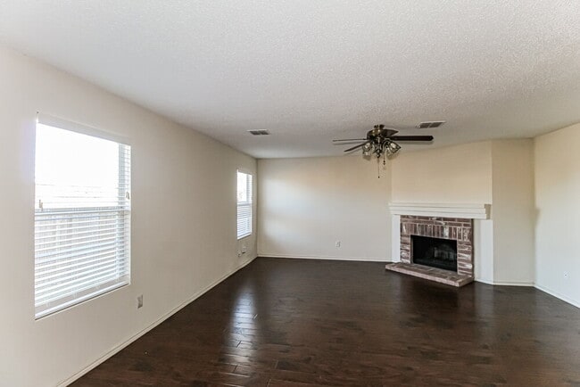 Photo - 8712 Cove Meadow Ln