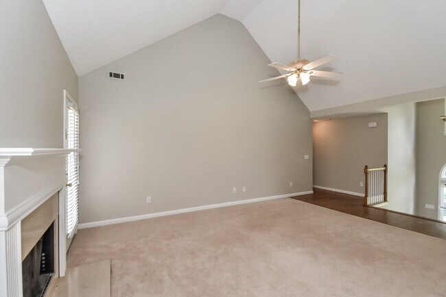 Photo - 155 Byington Dr