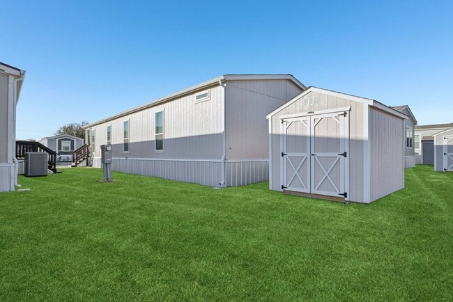 Building Photo - 1611 American Dr