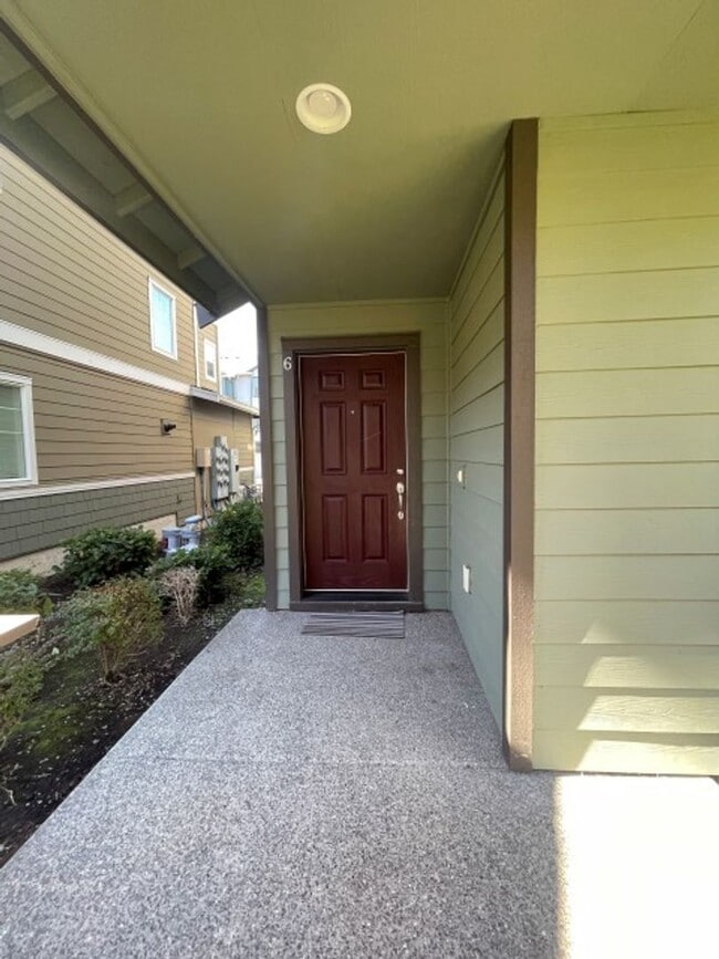 Photo - 3bd/3.5ba Bothell Townhouse