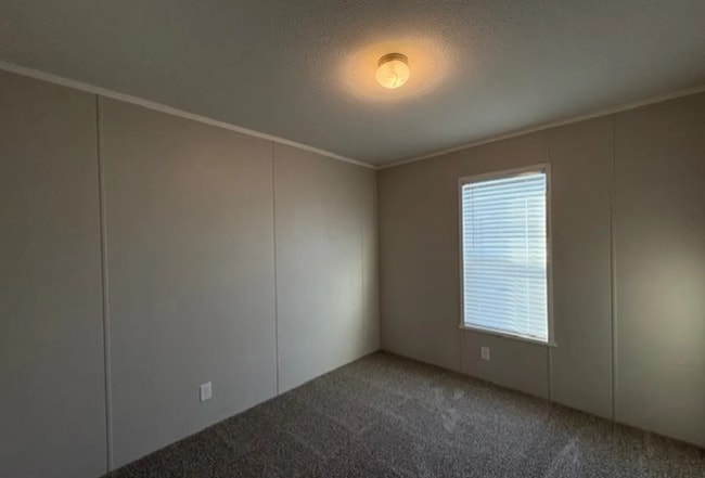 Photo - 105 Nicole Ct