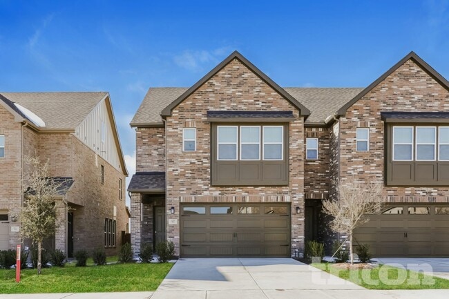 Building Photo - 5432 Sandstone Dr