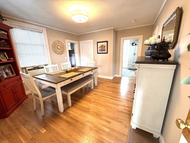 Photo - 36 Wallis St Unit 2
