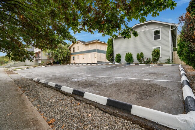 2412 S I St