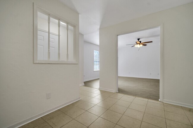 Photo - 1732 Talmadge Rd