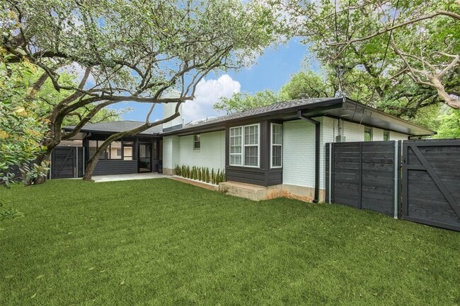 Photo - 1700 Barton Hills Dr