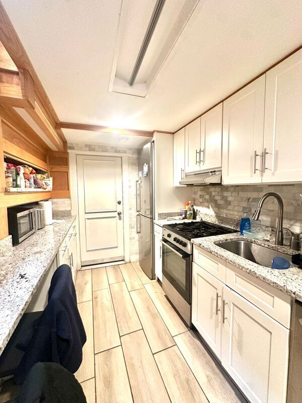 Photo - 1840 W Cermak Rd Unidad 1F