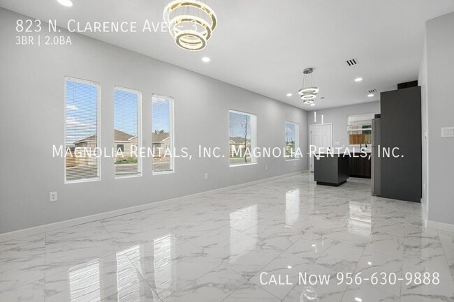 Photo - 823 N Clarence Ave Unit 3