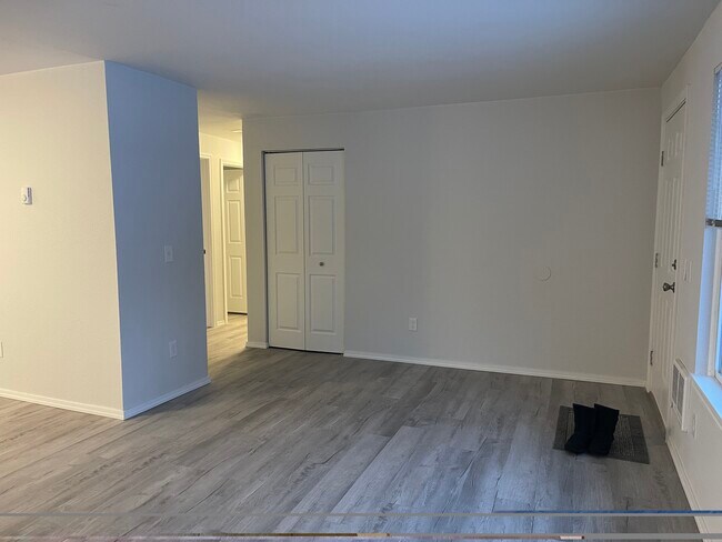 1103 Methow St Unit 1103 Methow