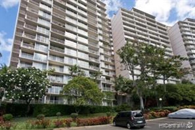 Building Photo - Makaha Valley Towers Furnished Studio Unit 1304 Rental