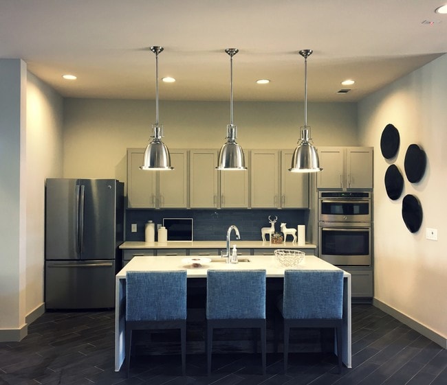 Loretto at Creekside Apartments For Rent in Live Oak, TX