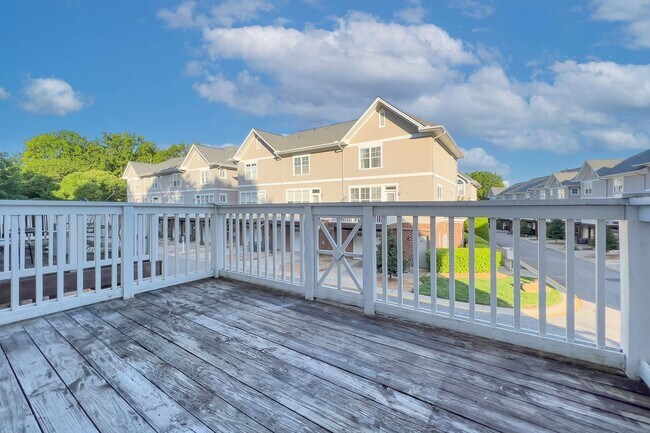 Photo - Looking for a rental home in the heart of ...