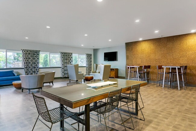 Photo - Woodland Commons