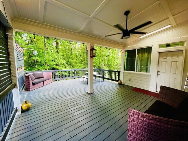 Photo - 2258 St Albans Pl