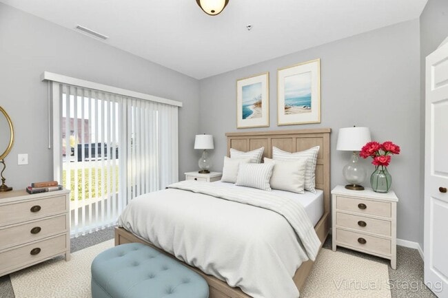 Photo - Summerlake Meadows