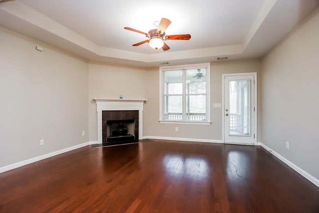 Photo - 4331 Silver Oaks Dr House