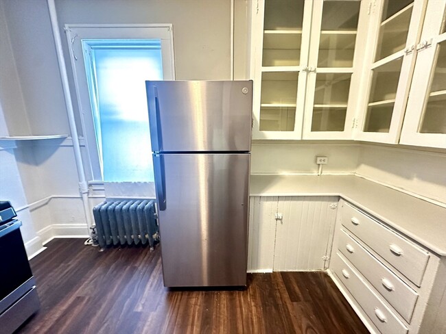 Photo - 577 Pleasant St Unit 1L