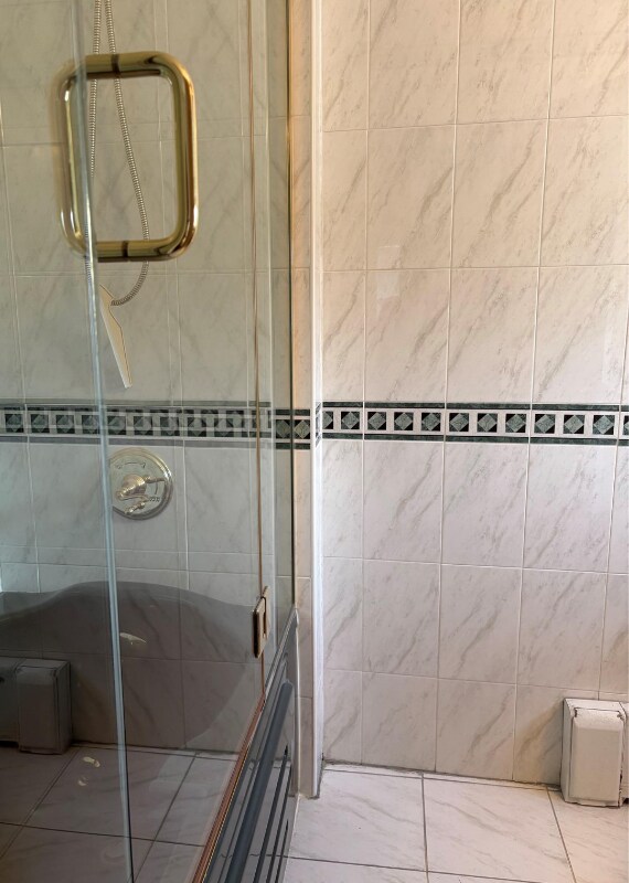 Photo - 84-36-8252 252nd St