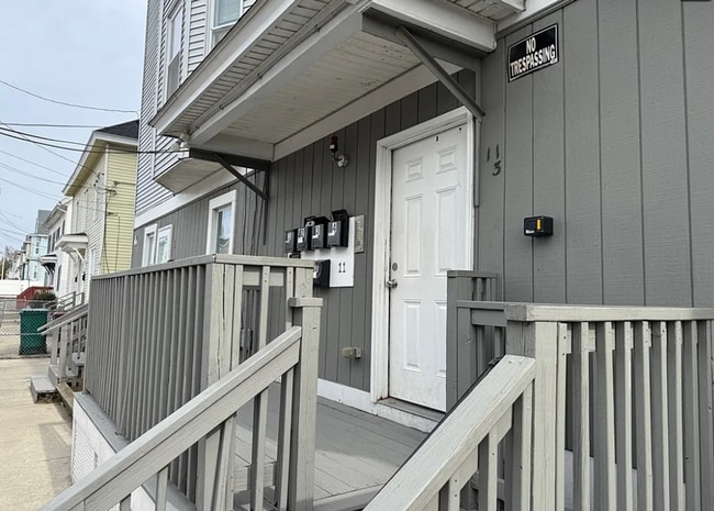 11-15 Lilley Avenue